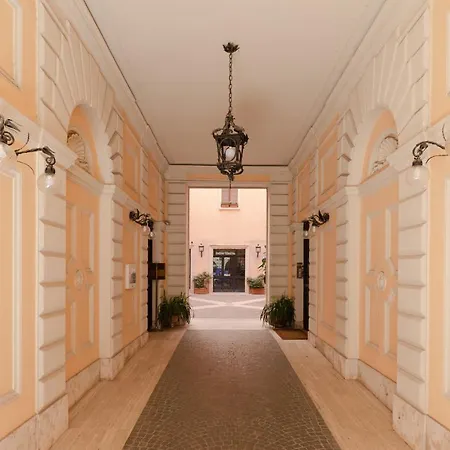 The Heart Of Luxury House Апартаменты Рим