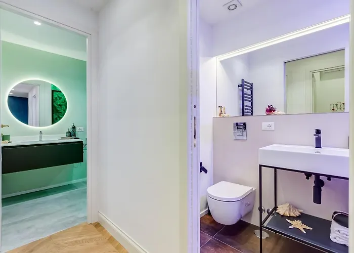 The Heart Of Luxury House